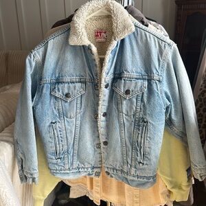 Vintage Levi’s Denim Sherpa Jacket